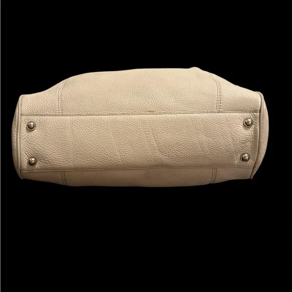 Banana Republic Pebbled Leather Shoulder Purse Tan Handbag Silver Handle Snaps - Picture 4 of 6